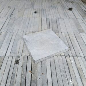 Blauwe steen tegel 8m² - (10 x 10 x 1)