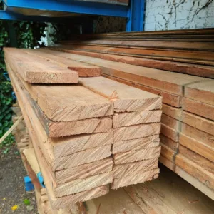 Douglas balk (3,7 x 17 x 300)