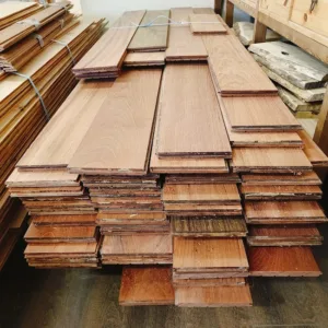Lot 6. Massieve Jatoba parket - 36m²