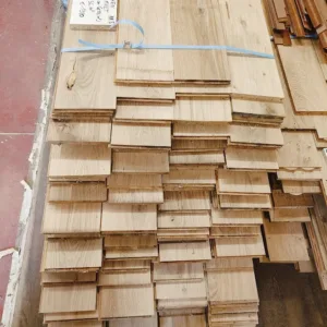 Lot 5. Massieve Eiken parket - 36m²